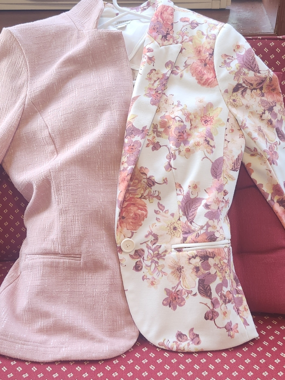 Le Lis Pink Two-Tone Floral & Solid Blazer